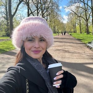 Meet your Posher, Marie